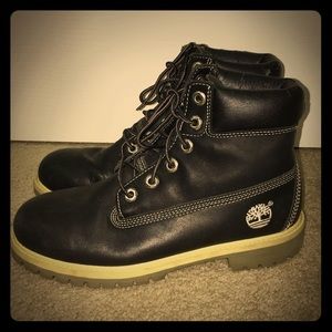 Timberland boots good  condition flaws in pictures